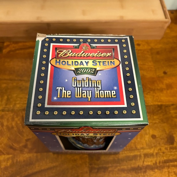 2002 Budweiser Guiding the Way Home Holiday Stein - Picture 4 of 10